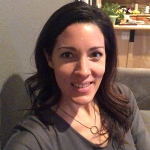 Meet your Posher, Angela